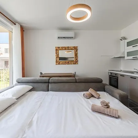 Blue Haven Talea By Pikhost Lägenhet *