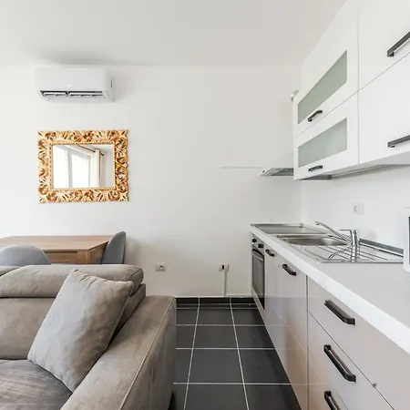 Apartment Blue Haven Talea By Pikhost Tale