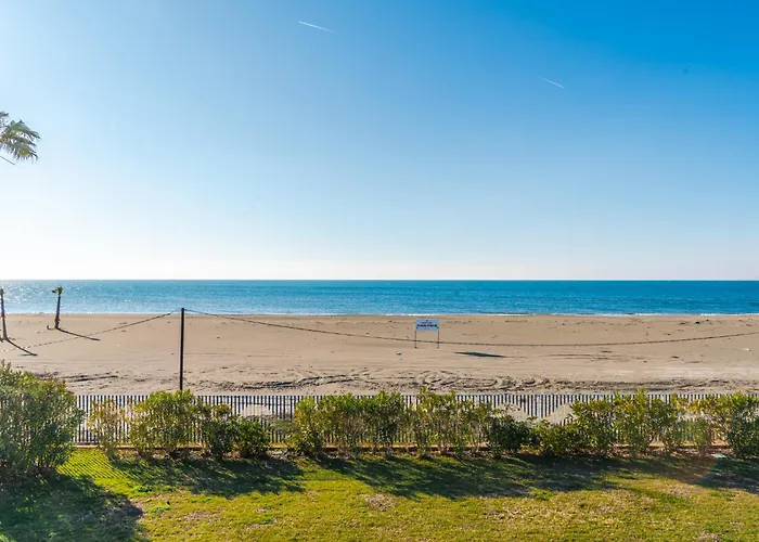 公寓 Blue Haven Talea By Pikhost Tale