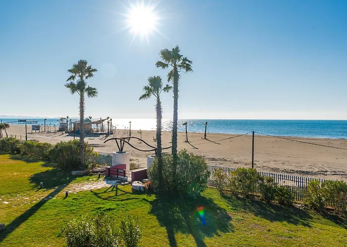 公寓 Blue Haven Talea By Pikhost Tale